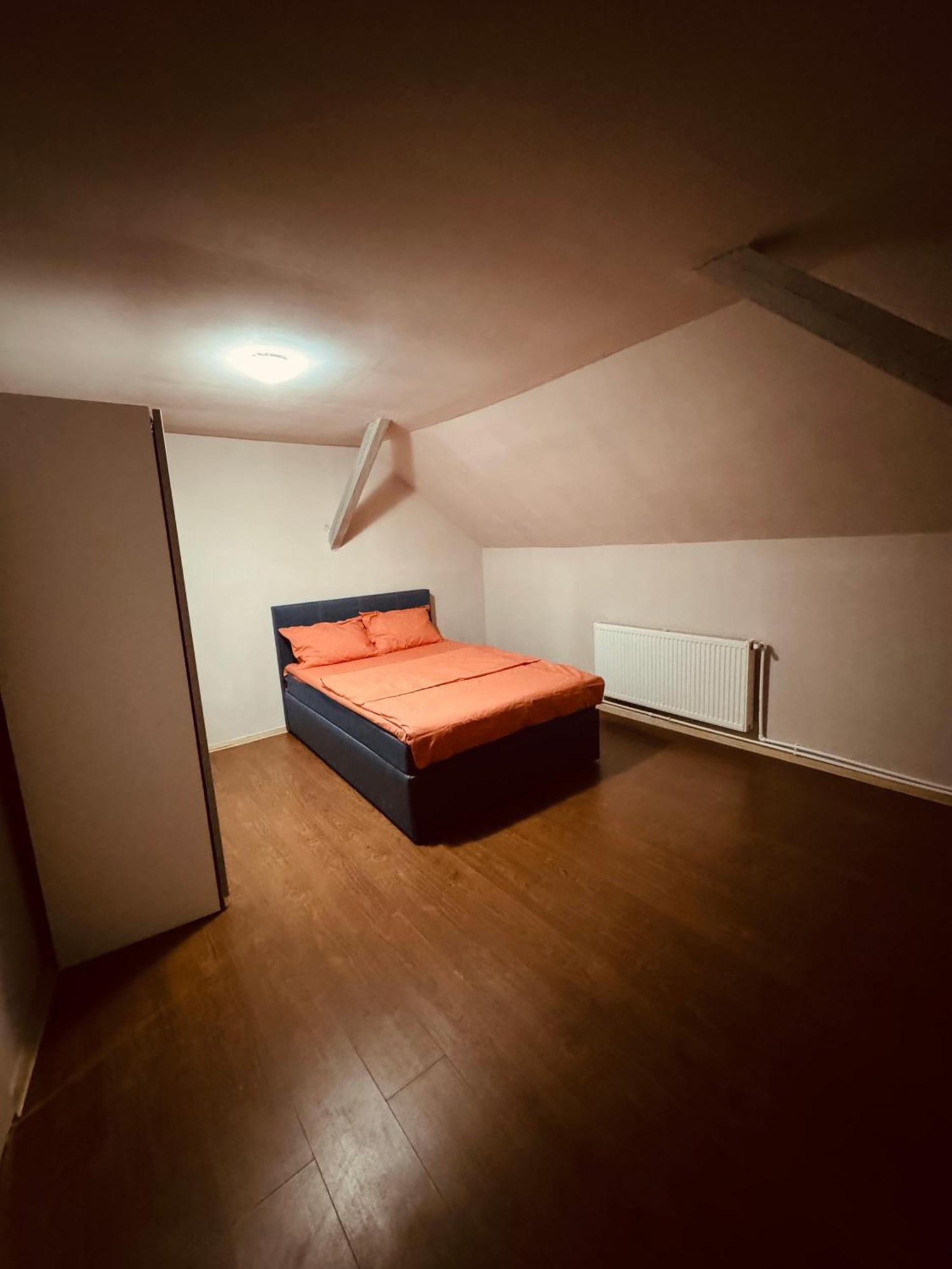 Serbian House Timisoara Esterno foto